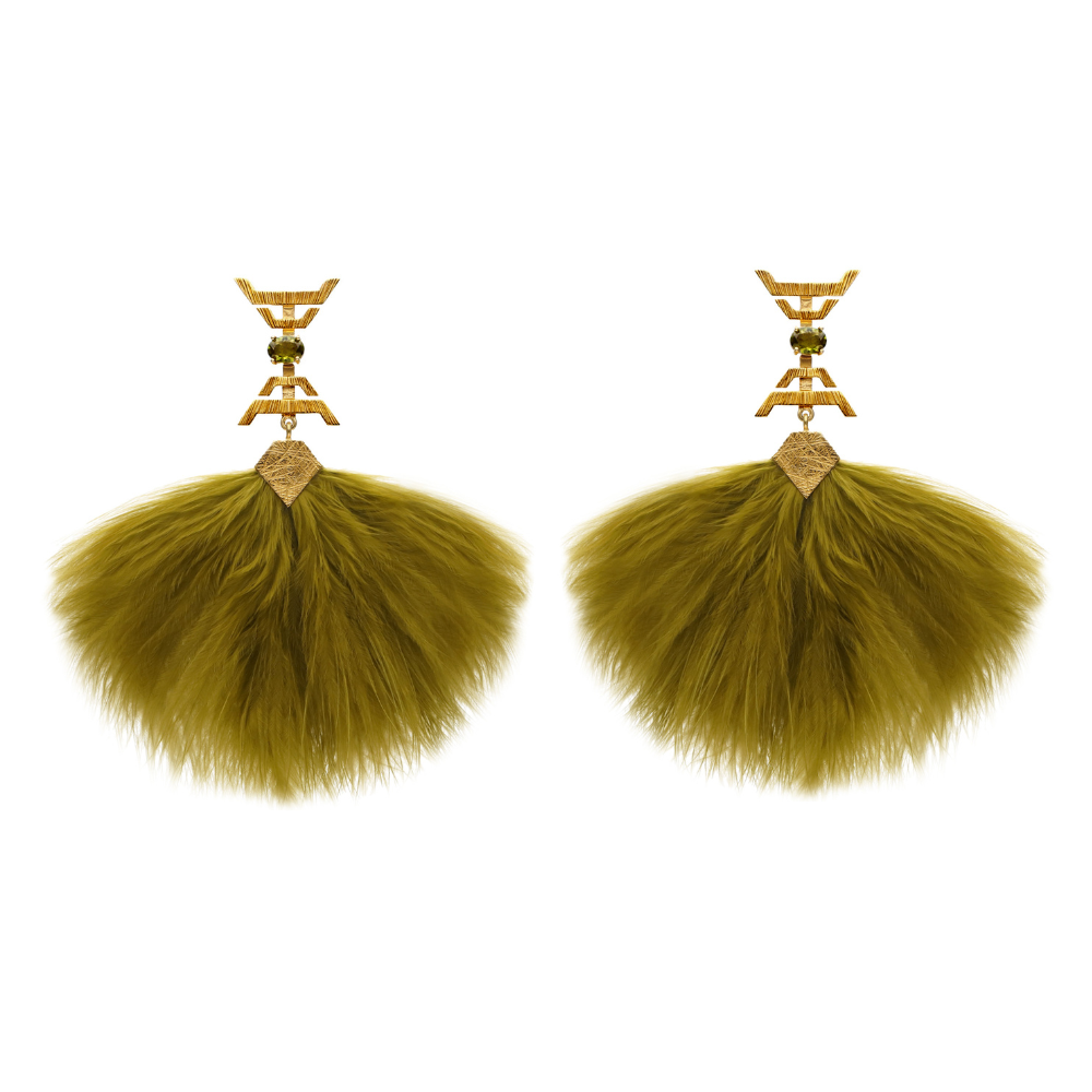 Aretes libertad joyeria de plata con baño de oro y plumas de marabu